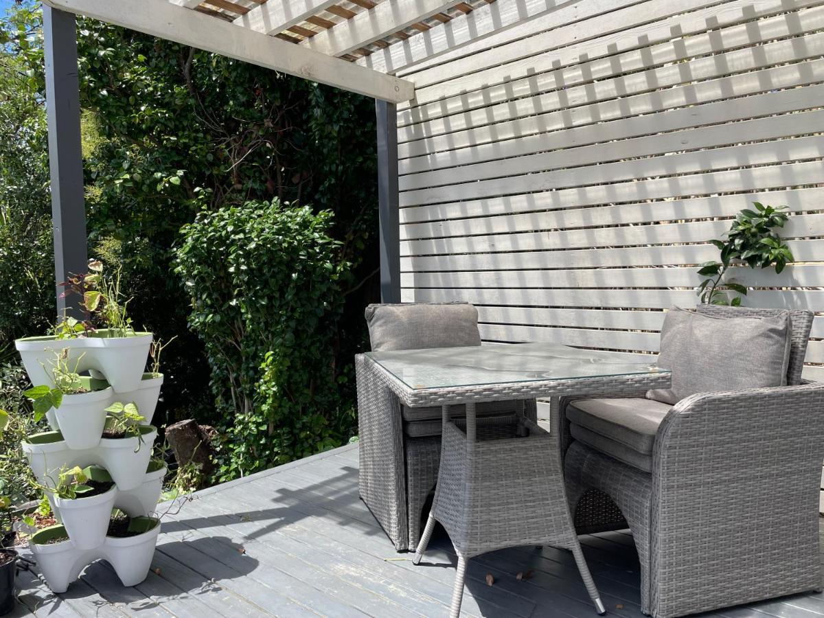 Family Friendly 3Br Flat - 3Min Walk To The Beach - Self Contained Auckland Buitenkant foto