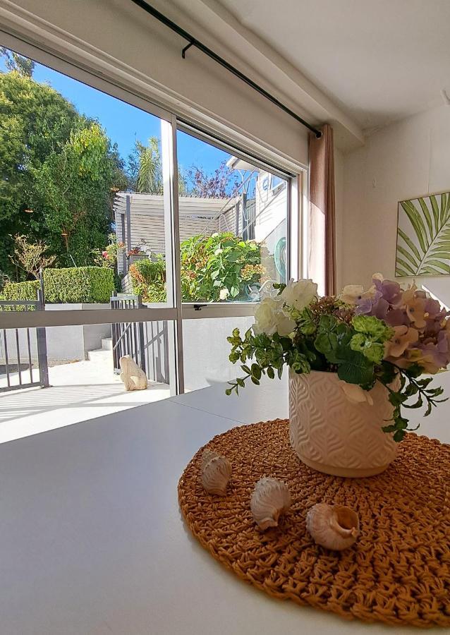 Family Friendly 3Br Flat - 3Min Walk To The Beach - Self Contained Auckland Buitenkant foto