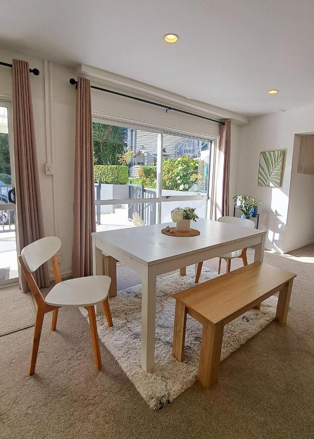 Family Friendly 3Br Flat - 3Min Walk To The Beach - Self Contained Auckland Buitenkant foto