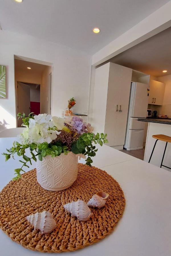 Family Friendly 3Br Flat - 3Min Walk To The Beach - Self Contained Auckland Buitenkant foto